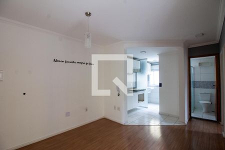 Sala de apartamento para alugar com 2 quartos, 42m² em Jardim Silvestre, Guarulhos