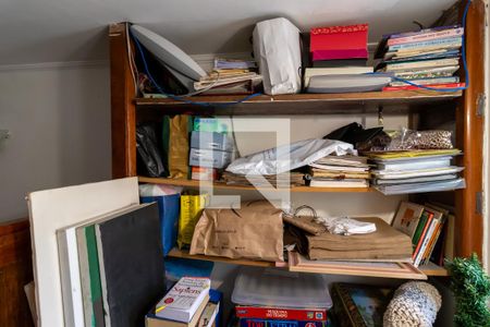 Casa à venda com 222m², 3 quartos e 2 vagasEscritório