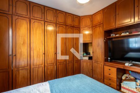 Casa à venda com 222m², 3 quartos e 2 vagasSuíte 2