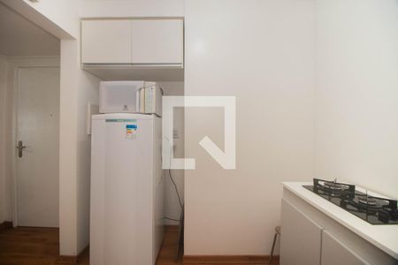 Cozinha de apartamento para alugar com 1 quarto, 32m² em Passo D’areia, Porto Alegre