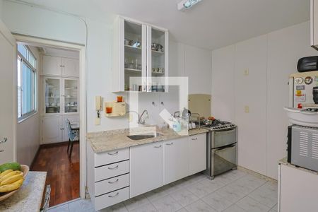 Apartamento à venda com 150m², 4 quartos e 2 vagasCozinha