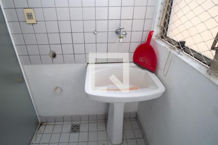 Apartamento à venda com 58m², 2 quartos e 1 vaga Apartamento à venda com 58m², 2 quartos e 1 vagaÁrea de Serviço