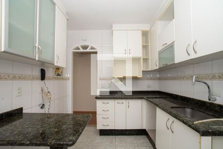 Cozinha de apartamento para alugar com 2 quartos, 85m² em Vila Pedro Moreira, Guarulhos
