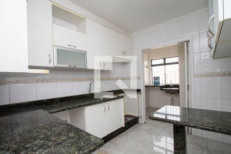 Cozinha de apartamento para alugar com 2 quartos, 85m² em Vila Pedro Moreira, Guarulhos