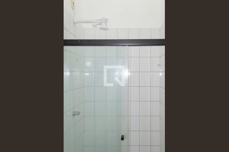 Banheiro de kitnet/studio para alugar com 1 quarto, 29m² em Trindade, Florianópolis