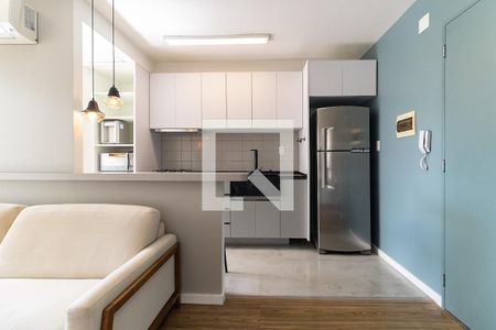 Cozinha de apartamento para alugar com 1 quarto, 53m² em Cambuci, São Paulo