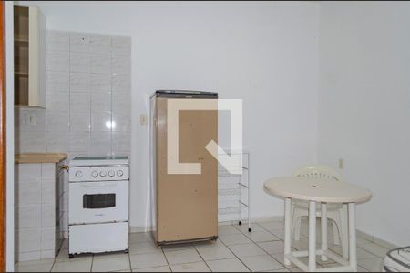 Sala / Quarto / Cozinha de kitnet/studio para alugar com 1 quarto, 29m² em Trindade, Florianópolis