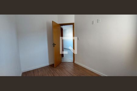 Quarto 1 suíte de apartamento para alugar com 2 quartos, 46m² em Parque das Nações, Santo André