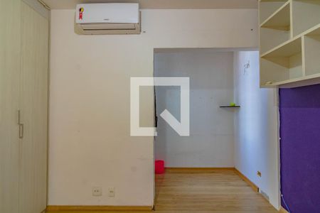 Quarto 1 de casa de condomínio para alugar com 3 quartos, 170m² em Vila do Bosque, São Paulo