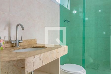 Casa de condomínio para alugar com 170m², 3 quartos e 2 vagasBanheiro 1