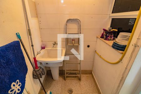 Casa de condomínio para alugar com 170m², 3 quartos e 2 vagasÁrea de serviço 