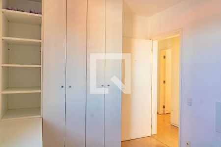 Quarto 2 de casa de condomínio para alugar com 3 quartos, 170m² em Vila do Bosque, São Paulo