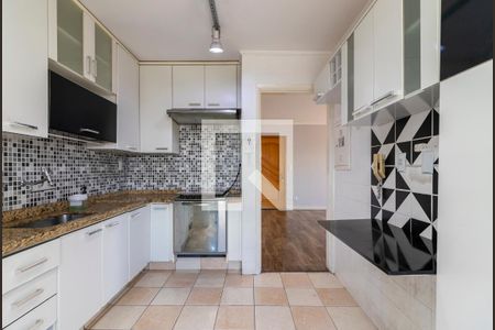 Apartamento à venda com 85m², 3 quartos e 1 vaga Apartamento à venda com 85m², 3 quartos e 1 vagaCozinha