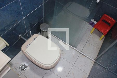 Casa à venda com 200m², 3 quartos e 2 vagasBanheiro da Suíte