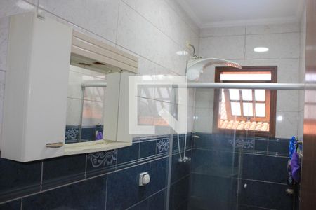 Casa à venda com 200m², 3 quartos e 2 vagasBanheiro da Suíte