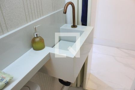 Casa à venda com 200m², 3 quartos e 2 vagasLavabo