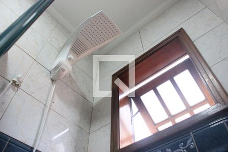 Casa à venda com 200m², 3 quartos e 2 vagasBanheiro da Suíte