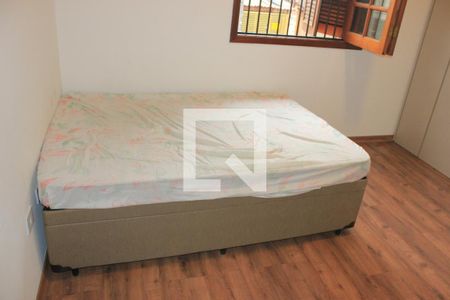 Casa à venda com 200m², 3 quartos e 2 vagasSuíte