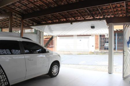 Casa à venda com 200m², 3 quartos e 2 vagasGaragem