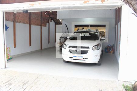 Casa à venda com 200m², 3 quartos e 2 vagasGaragem