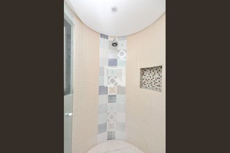 Apartamento à venda com 57m², 1 quarto e 2 vagas Apartamento à venda com 57m², 1 quarto e 2 vagasBanheiro da Suíte