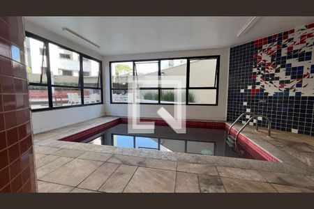 Apartamento à venda com 57m², 1 quarto e 2 vagas Apartamento à venda com 57m², 1 quarto e 2 vagasÁrea comum - Piscina