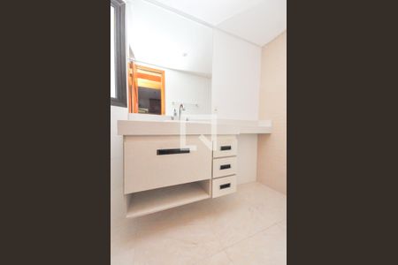 Apartamento à venda com 57m², 1 quarto e 2 vagas Apartamento à venda com 57m², 1 quarto e 2 vagasBanheiro da Suíte