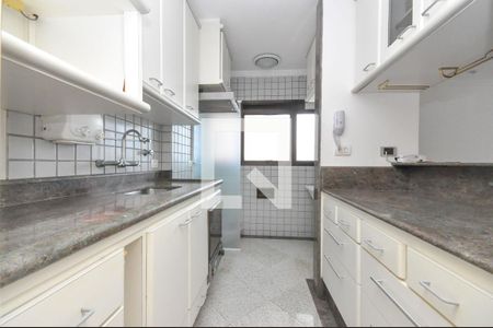 Apartamento à venda com 57m², 1 quarto e 2 vagas Apartamento à venda com 57m², 1 quarto e 2 vagasCozinha
