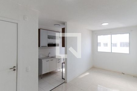 Sala   de apartamento para alugar com 2 quartos, 43m² em Vila Santos, São Paulo