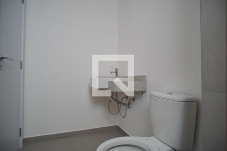 Banheiro - Suíte de apartamento à venda com 2 quartos, 71m² em Jardim Lindóia, Porto Alegre