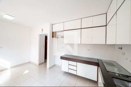 Casa à venda com 140m², 3 quartos e 2 vagasCozinha