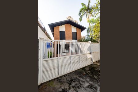 Casa à venda com 140m², 3 quartos e 2 vagasFachada