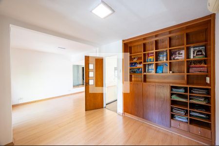 Casa à venda com 140m², 3 quartos e 2 vagasQuarto