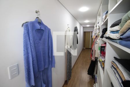 Casa à venda com 230m², 4 quartos e 3 vagasBanheiro 2