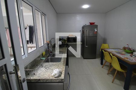 Casa à venda com 230m², 4 quartos e 3 vagasCozinha