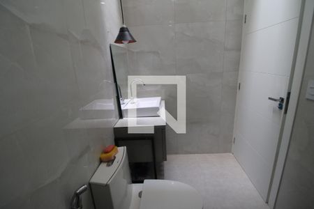 Casa à venda com 230m², 4 quartos e 3 vagasBanheiro 1