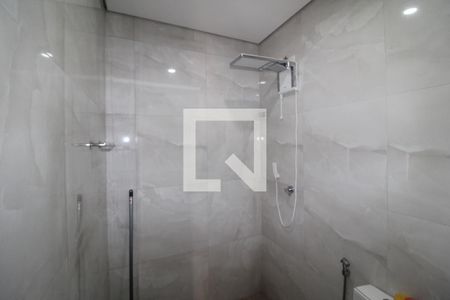 Casa à venda com 230m², 4 quartos e 3 vagasBanheiro 1