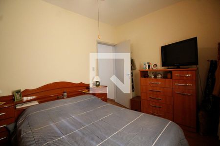 Casa 2 - Quarto 1 de casa à venda com 5 quartos, 193m² em Parque São Domingos, São Paulo