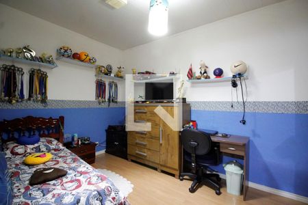 Casa à venda com 193m², 5 quartos e 2 vagasCasa 3 - Quarto 1