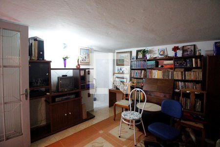 Casa à venda com 193m², 5 quartos e 2 vagasCasa 1 - Sala