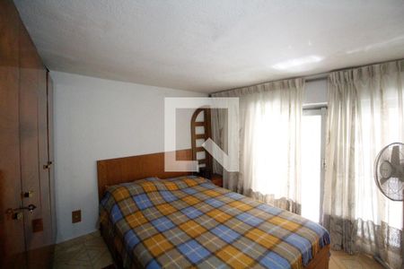 Casa à venda com 193m², 5 quartos e 2 vagasCasa 1 - Quarto