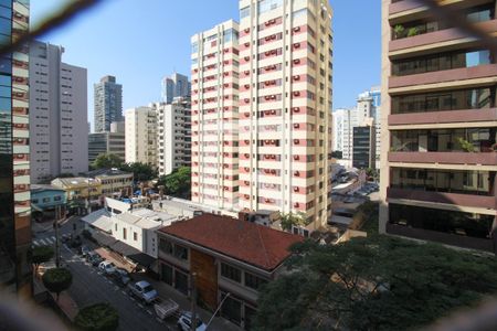 Vista de apartamento para alugar com 1 quarto, 45m² em Itaim Bibi, São Paulo