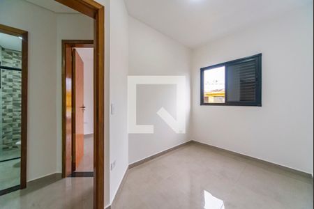 Quarto 1 de apartamento para alugar com 2 quartos, 43m² em Jardim Alvorada, Santo André