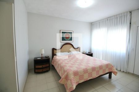 Quarto Suíte  de apartamento para alugar com 4 quartos, 160m² em Mar E Céu, Guarujá