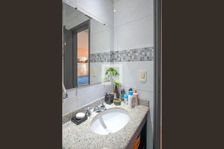 Apartamento para alugar com 85m², 3 quartos e 2 vagasBanheiro do Quarto 3