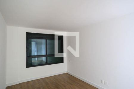 Suíte de apartamento à venda com 2 quartos, 140m² em Lourdes, Belo Horizonte