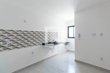 Sala/Cozinha de apartamento para alugar com 2 quartos, 35m² em Vila Paranaguá, São Paulo