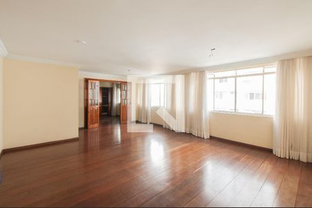 Sala de apartamento à venda com 2 quartos, 158m² em Jardim Paulista, São Paulo