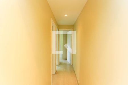 Corredor de apartamento para alugar com 2 quartos, 48m² em Vila Andrade, São Paulo