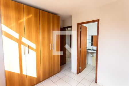 Suíte de apartamento à venda com 3 quartos, 72m² em Santa Efigênia, Belo Horizonte